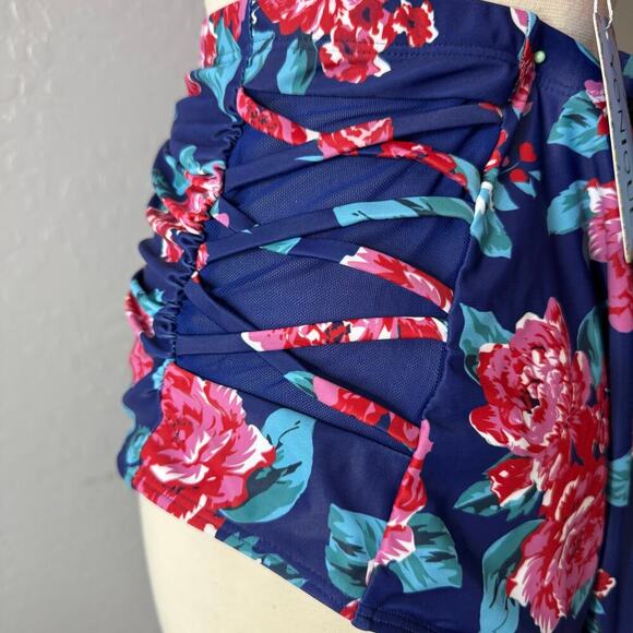 Yonique Twist Front Tummy Control Full Coverage Swimsuit, Pink Floral, 22W - Picture 5 of 5